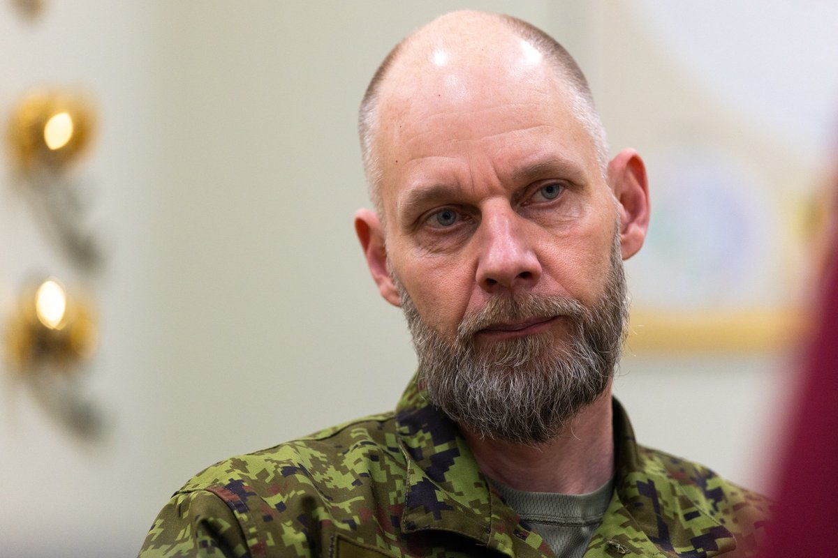 Eesti Kaitseväe juhataja.